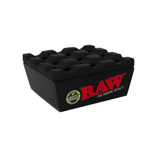 Scrumiera 'RAW' Black Regal | 8cm.